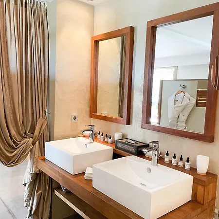 St Barth Гостевой дом 5*