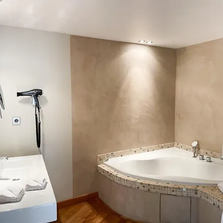 招待所 戛纳圣巴特别墅酒店