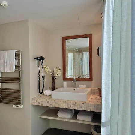 戛纳圣巴特别墅酒店 招待所 戛纳