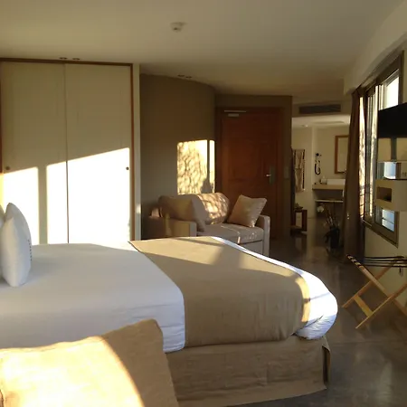 戛纳圣巴特别墅酒店 招待所 戛纳