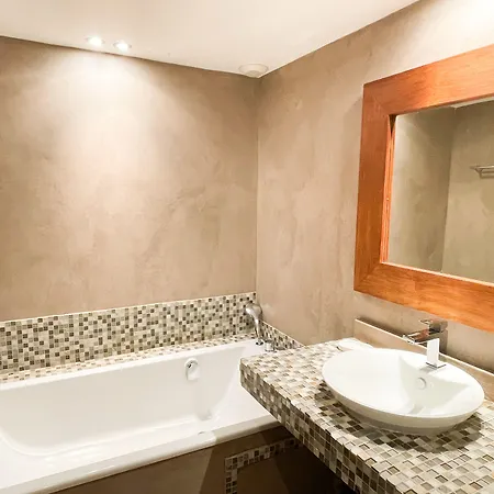 戛纳圣巴特别墅酒店